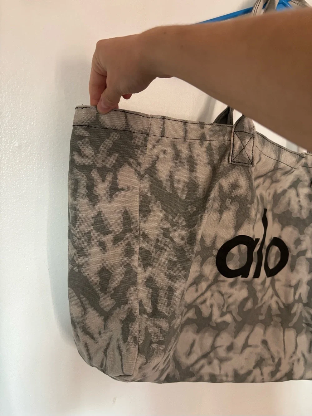 ALO Yoga Gray Tie-Dye Canvas Tote